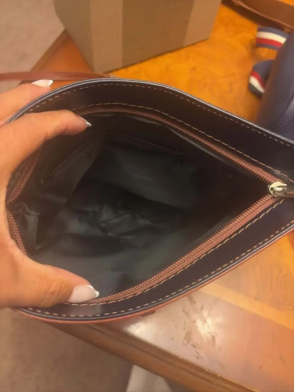 Vera Pelle Two-Tone Navy and Brown Leather Crossbody Bag Made in Italy